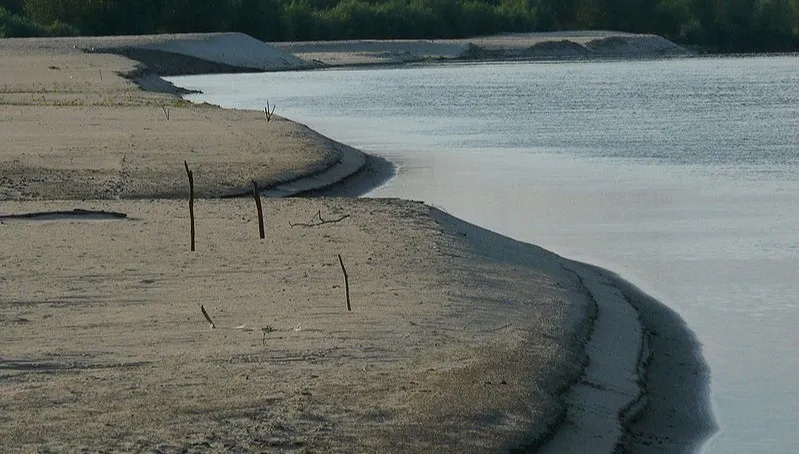 Bardzo niski poziom wody w Wiśle