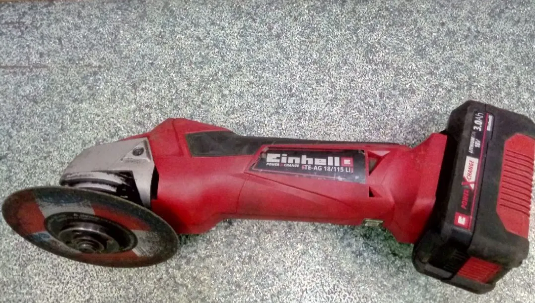 Policja rozbiła szajkę kradnącą katalizatory