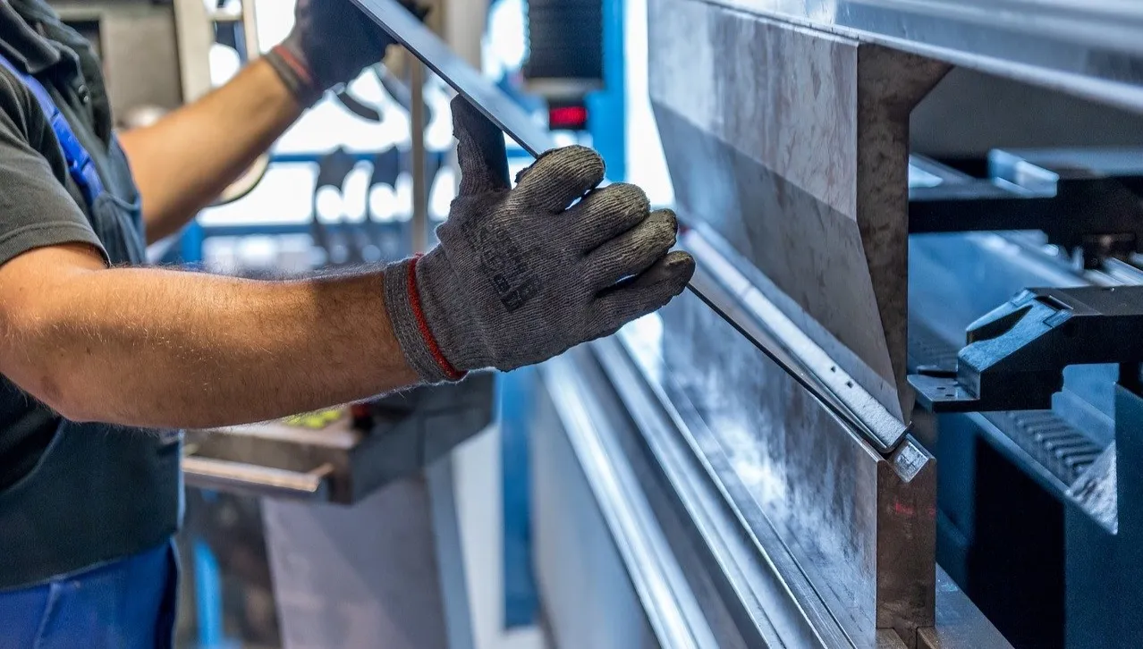 Do kiedy restrykcje związane z pracą za granicą? Ukraiński szef MSZ zabrał głos