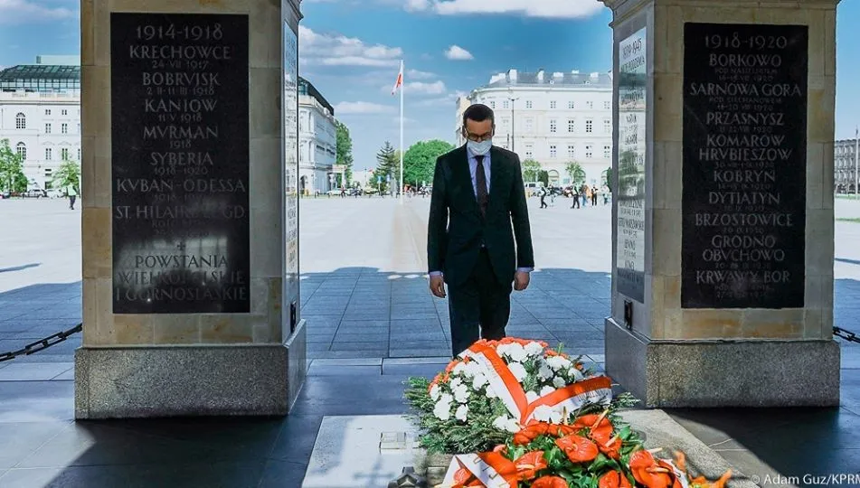W 75. Rocznicę zakończenia II WŚ. Premier Morawiecki pod Grobem Nieznanego Żołnierza