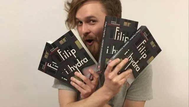 "Filip i hydra". Czyli, jak demony dzieciństwa stają się upiorami dorosłości