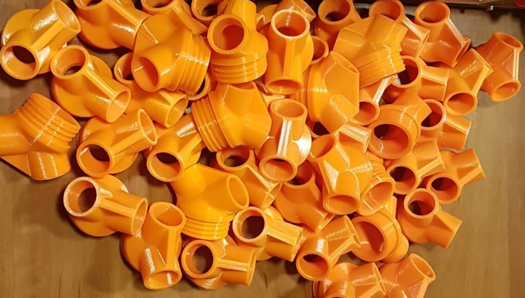 Fizycy z Białegostoku wydrukowali adaptery do masek