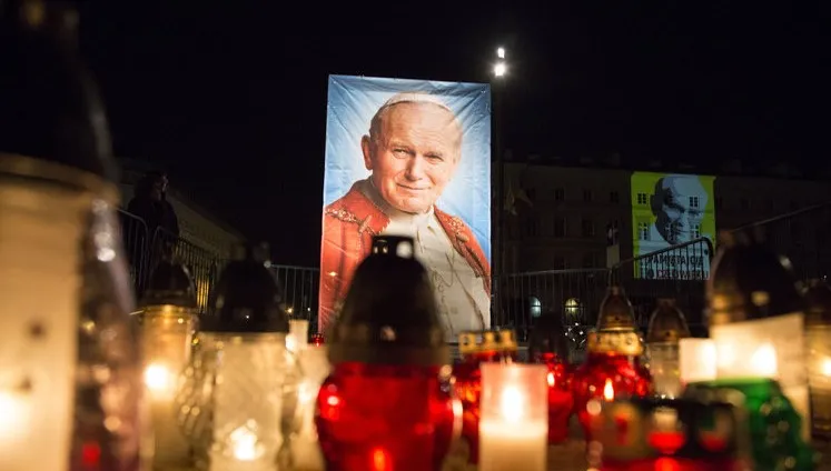 Prof. Roszkowski o wyborze Karola Wojtyły na papieża: "Cios dla partii komunistycznej"