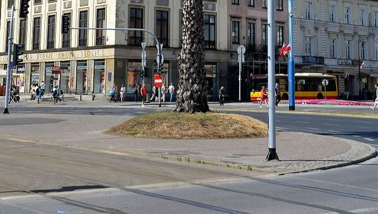 Warszawa: zderzenie dwóch tramwajów w centrum