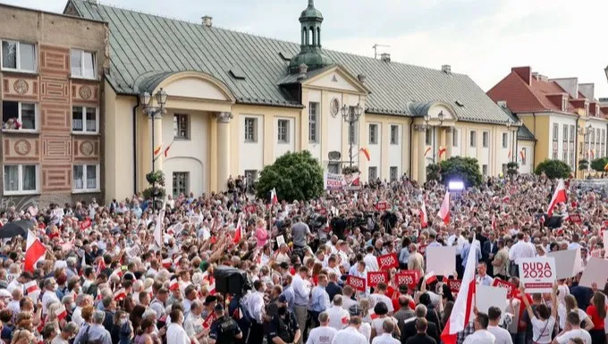 Duda w Białymstoku: Via Baltica i Via Carpatia są potrzebne