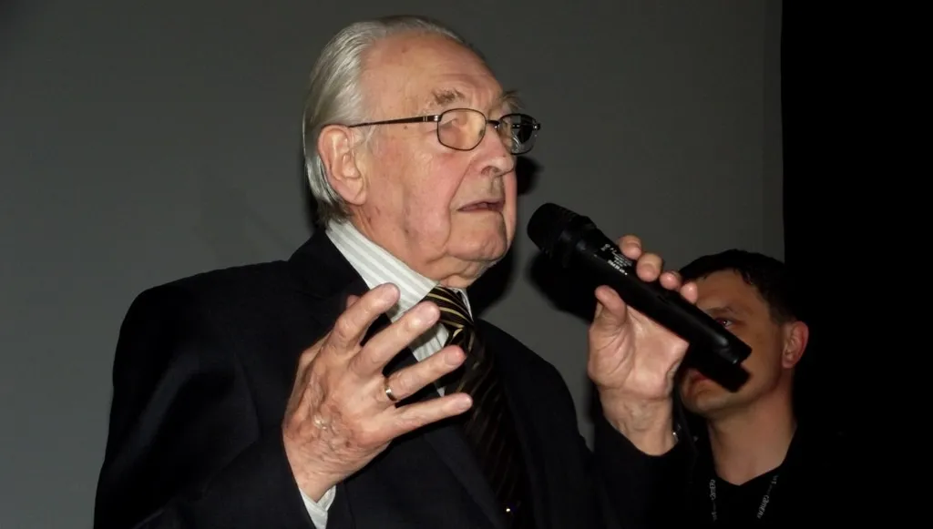 Białystok uhonoruje wybitnego reżysera! Będzie ulica Andrzeja Wajdy