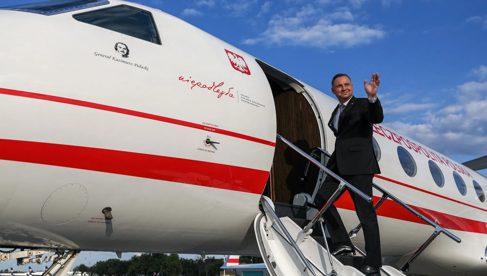 Prezydent Duda nie ogląda się na sondaże