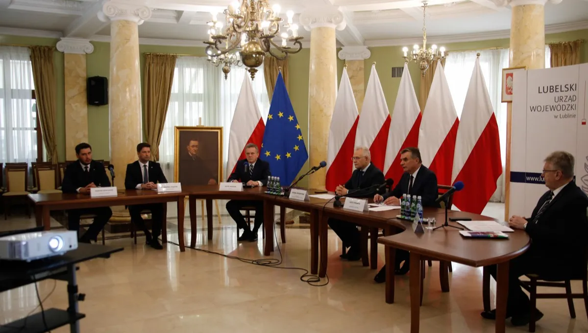 Góra rządowych pieniędzy na inwestycje w samorządzie!