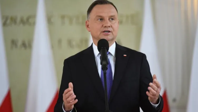 Zwycięstwo Dudy w Piotrkowie Tryb.