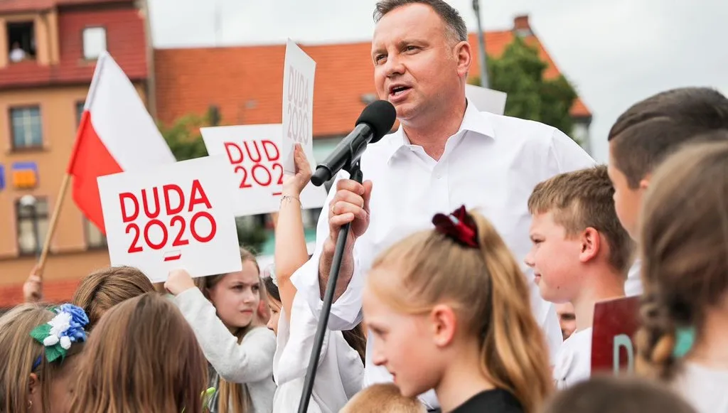Prezydent liczy na „normalną debatę”. „Organizowaną przez wszystkie telewizje”