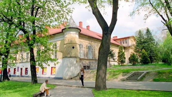 Andrychów przygotowuje się do remontu pałacu Bobrowskich