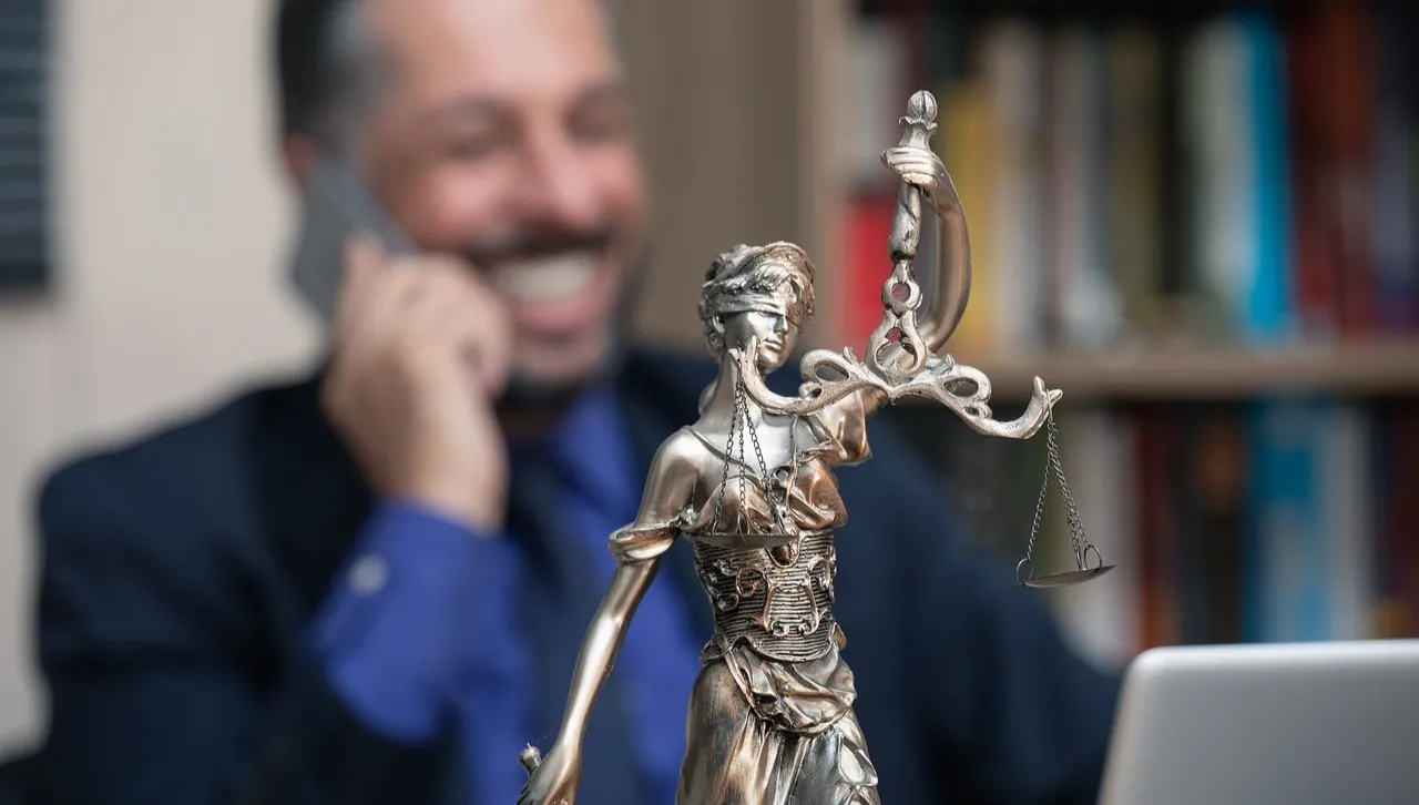 Wójt i przewodniczący rady staną przed sądem