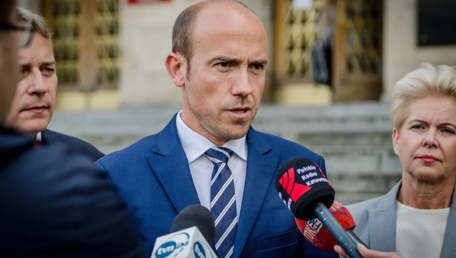 Budka straszył w Sosnowcu Kaczyńskim i Macierewiczem
