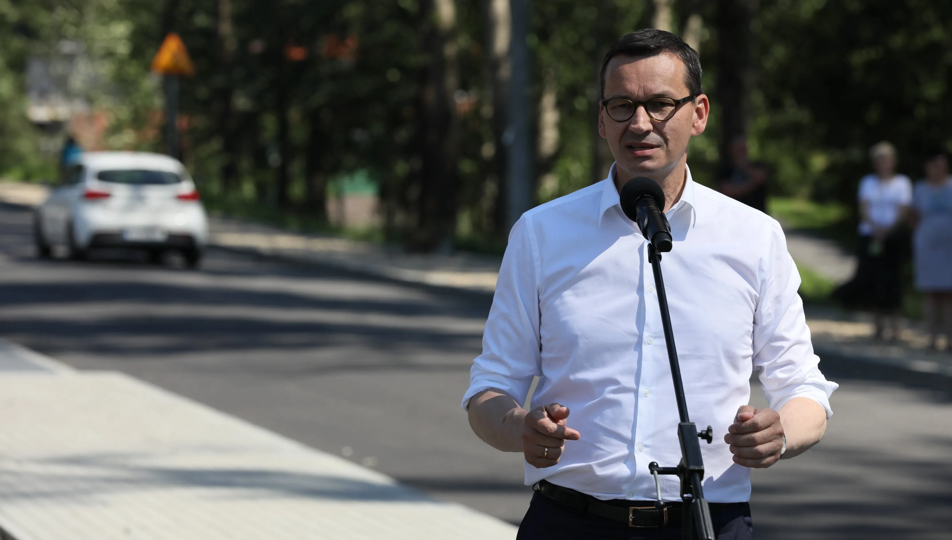 Droga inwestycji Dudy lub droga chaosu Trzaskowskiego. Premier o niedzielnych wyborach