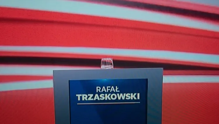 Trzaskowski 18 dni nie był w pracy
