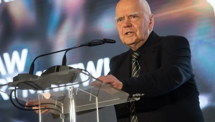Gliński złożył życzenia Rymkiewiczowi. "Dziękujemy za wszystko, za każde mądre słowo i opiekę"