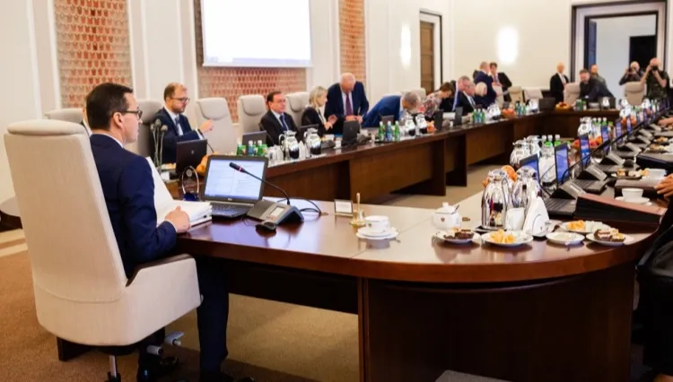 Rząd obraduje nad projektami ustaw