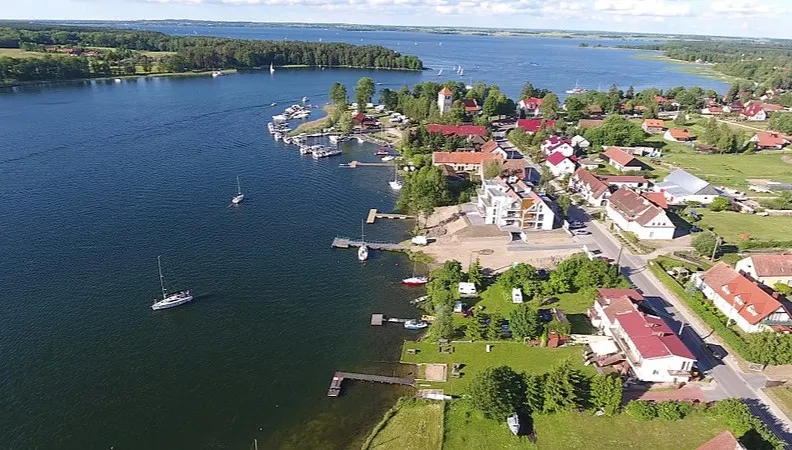 Wody Polskie kontra szpetne platformy na jeziorach