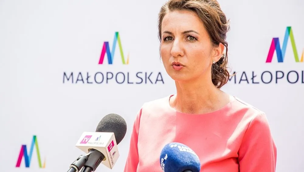 Tysiąc uzdolnionych uczniów i studentów otrzyma stypendia