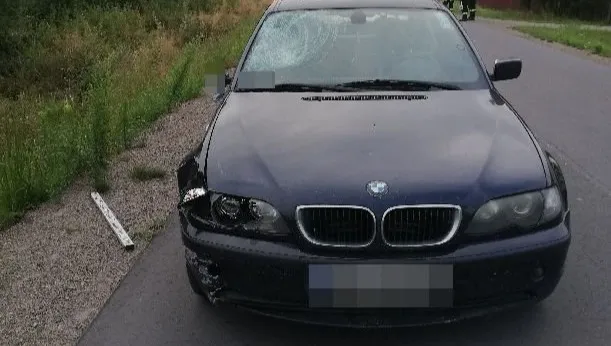Rowerzysta potrącony przez BMW. Nie przeżył