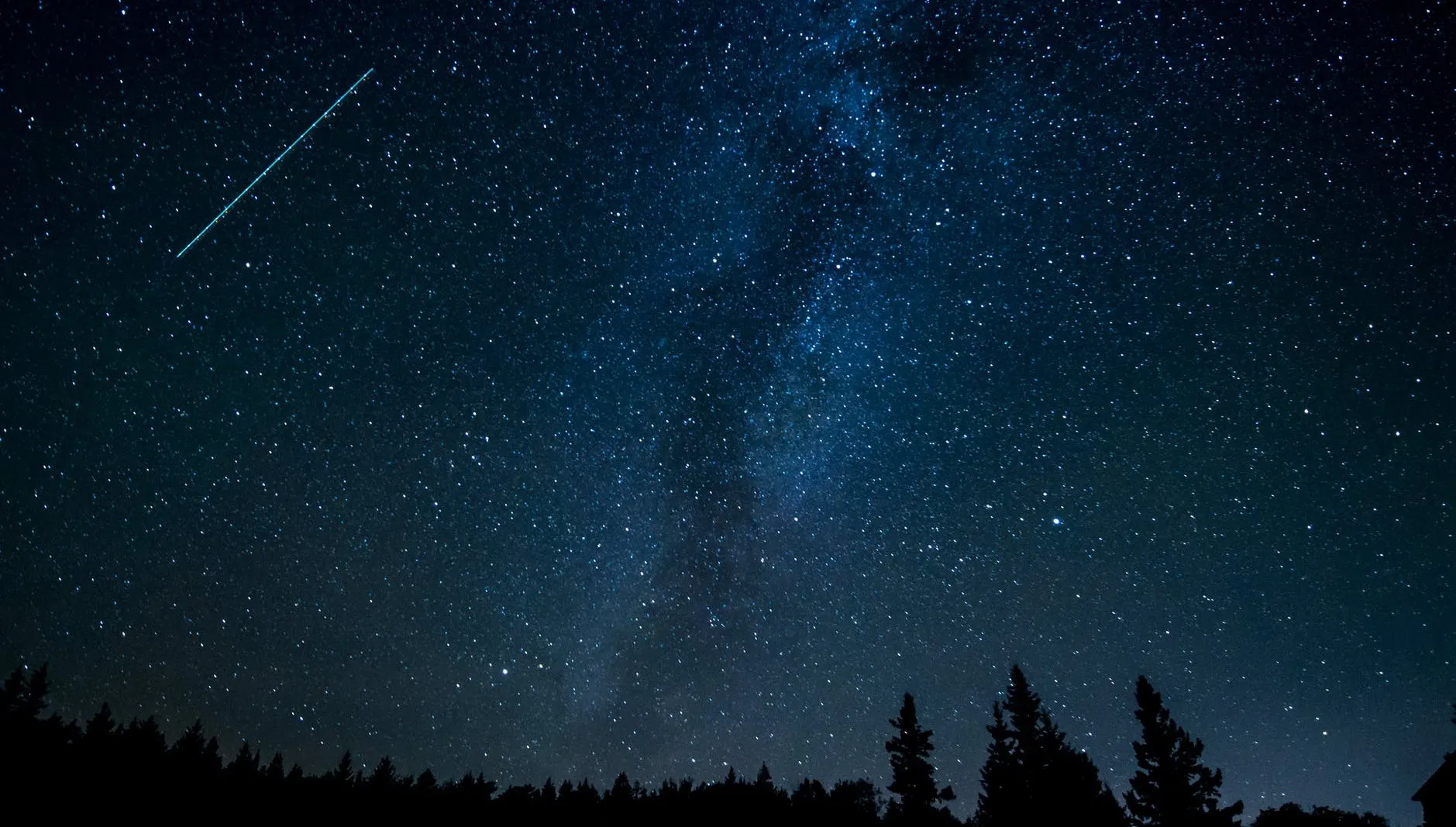 Rój Perseidów znany jest od starożytności. "Spadające gwiazdy" można już podziwiać!