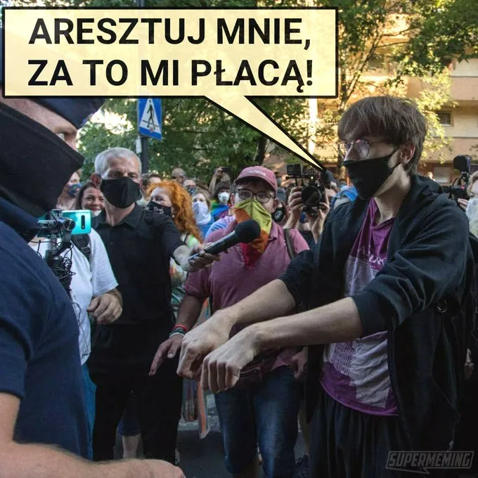 Lewacki/lewacka męczennik/męczenniczka. Do wyboru, do koloru :)