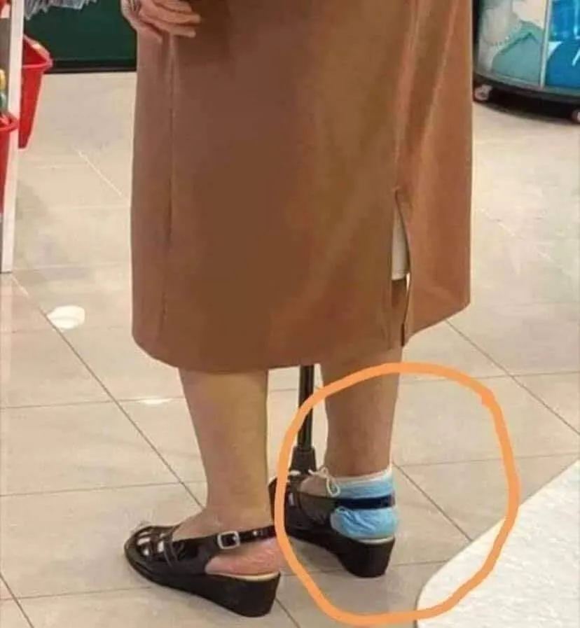 Proszę założyć maseczkę!