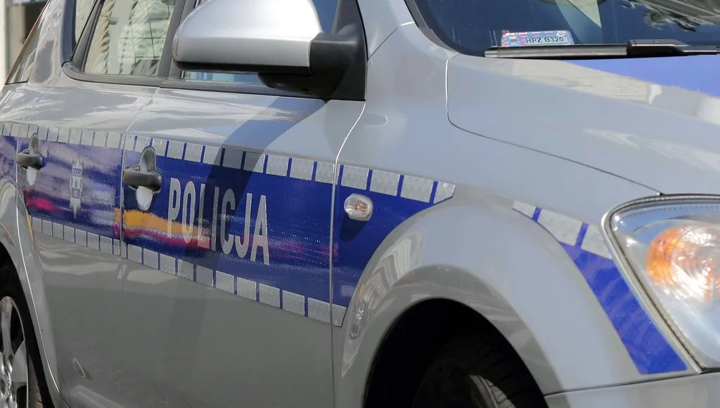 Policjant po służbie odnalazł zaginioną dziewczynkę