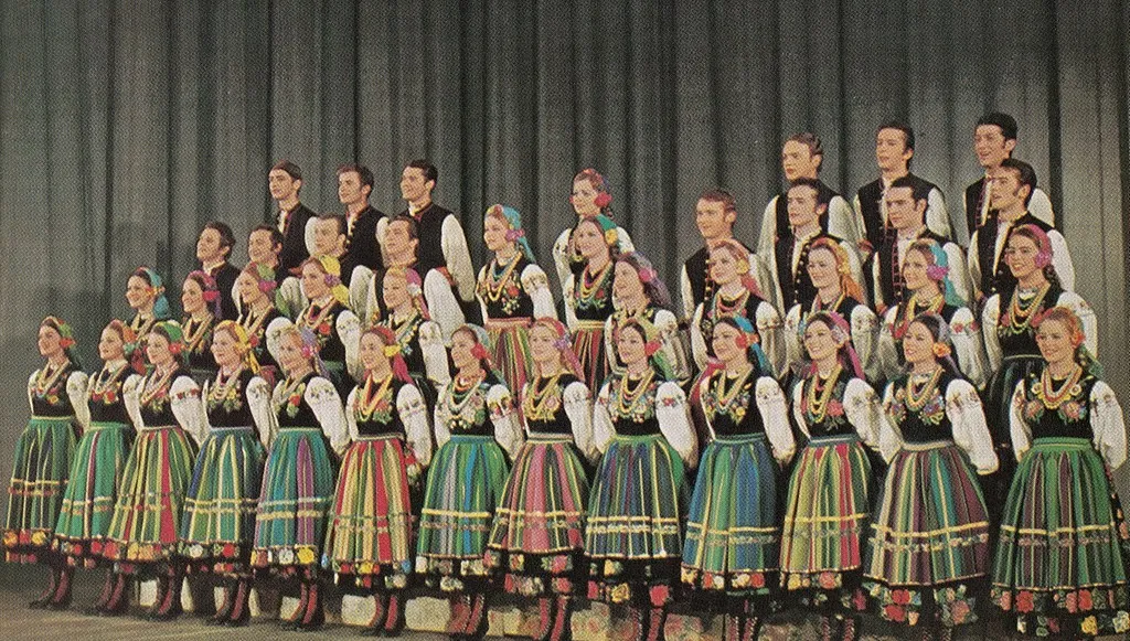 Historyczna siedziba "Mazowsza" po remoncie