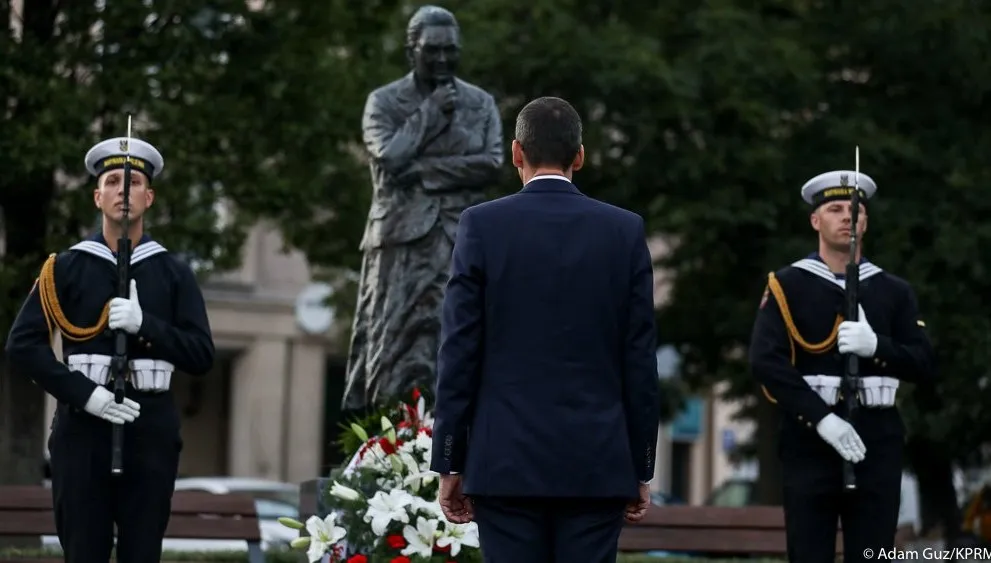 Premier uczcił Annę Walentynowicz