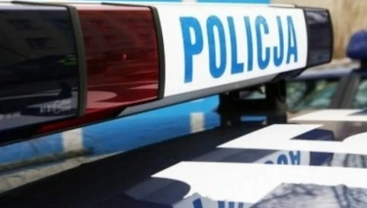 Pościg za BMW. Rannych pięciu policjantów