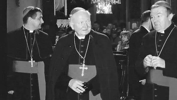 "Ustrzegł wiary". Abp. Mokrzycki żegna kard. Jaworskiego