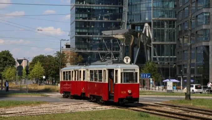 Zabytkowe tramwaje przejadą przez stolicę