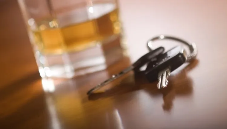 Pijany policjant zasnął za kierownicą