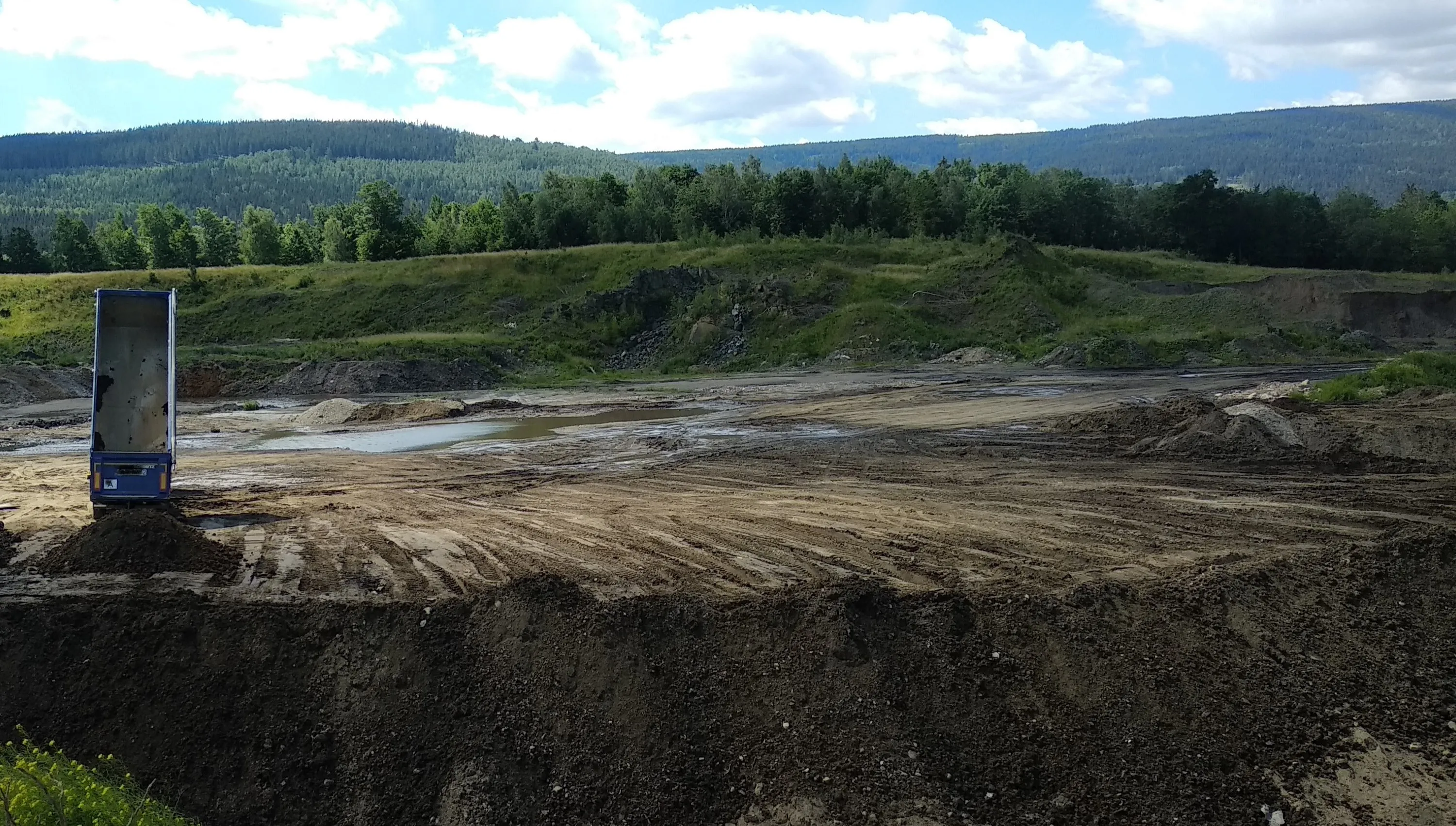 Posłanka Zielonych interweniuje ws. przywozu odpadów do Rębiszowa