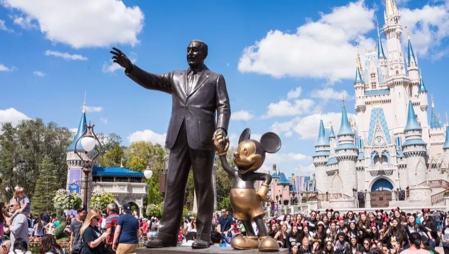 Disney zwolni 28 tys. pracowników
