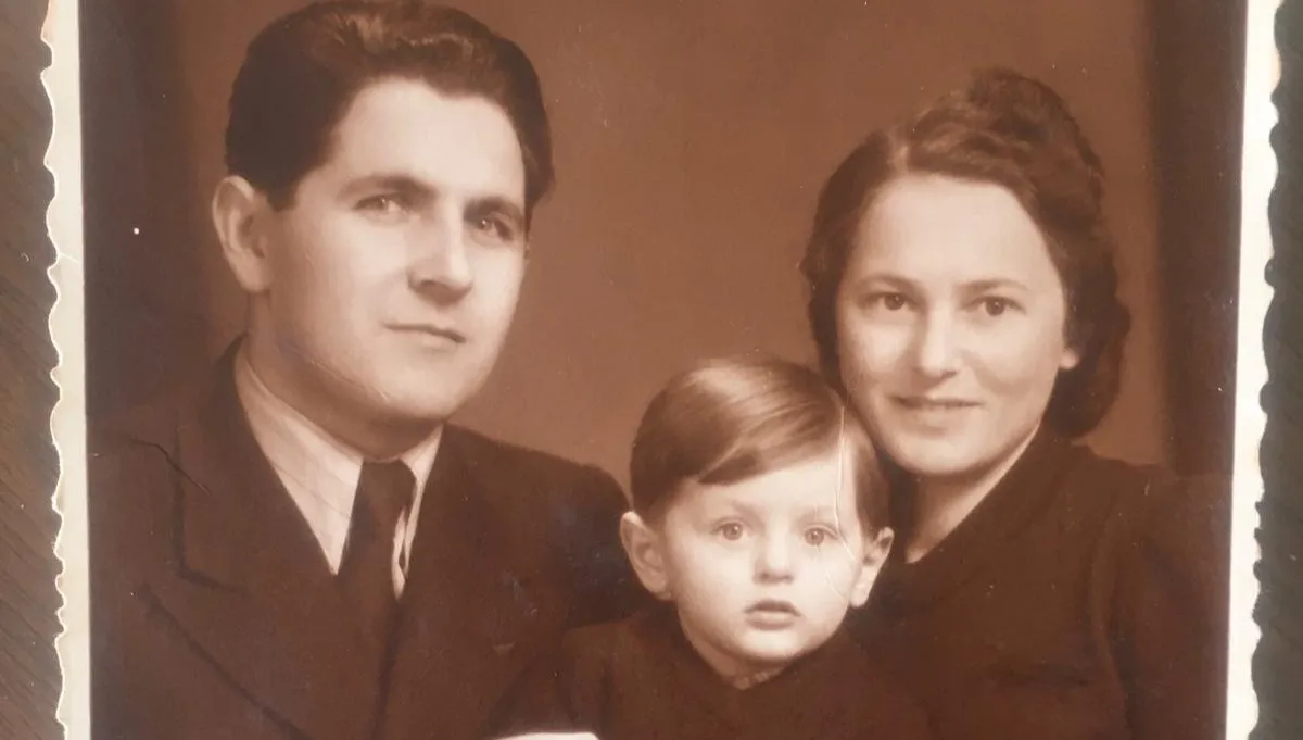 Historia napisu na buciku z Auschwitz