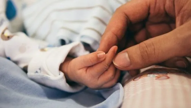 Koszmar rodziców się skończy? Dobra wiadomość z neonatologii
