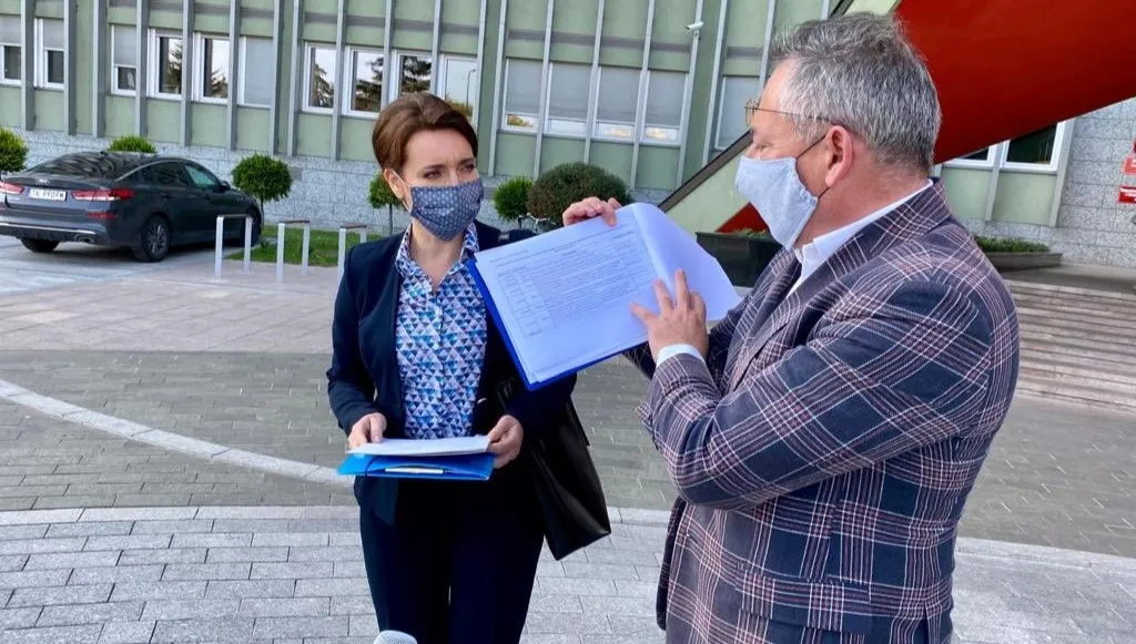 Parlamentarzyści KO z kontrolą w urzędach wojewódzkich