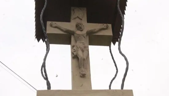 Wyjątkowo urocza kapliczka odzyskała blask
