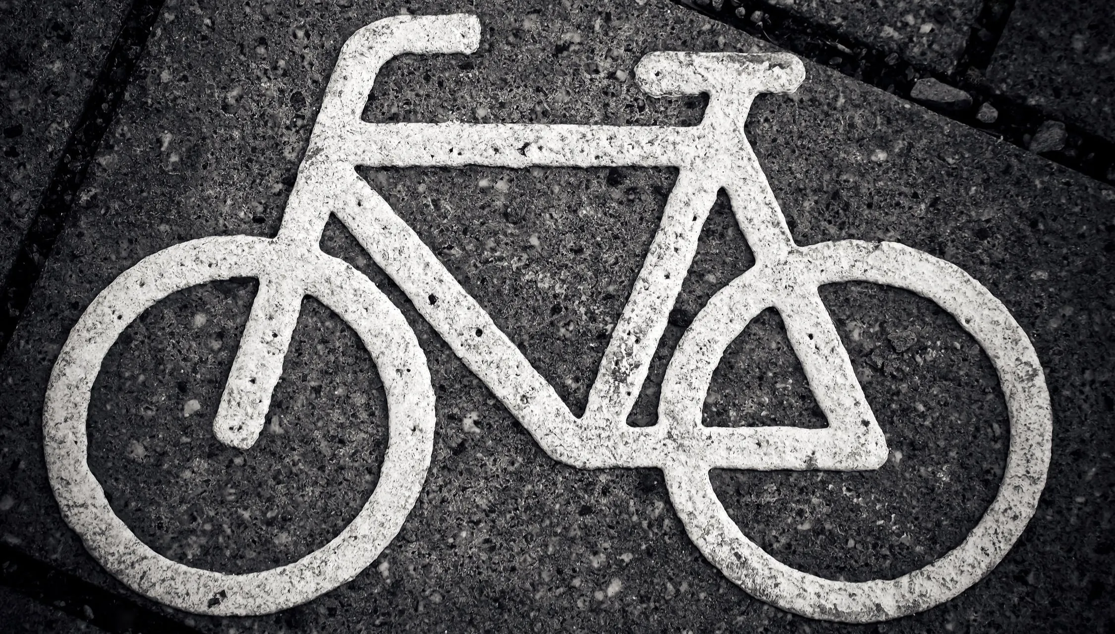 Pijany rowerzysta podróżował A4. Wszystko to za sprawą... nawigacji