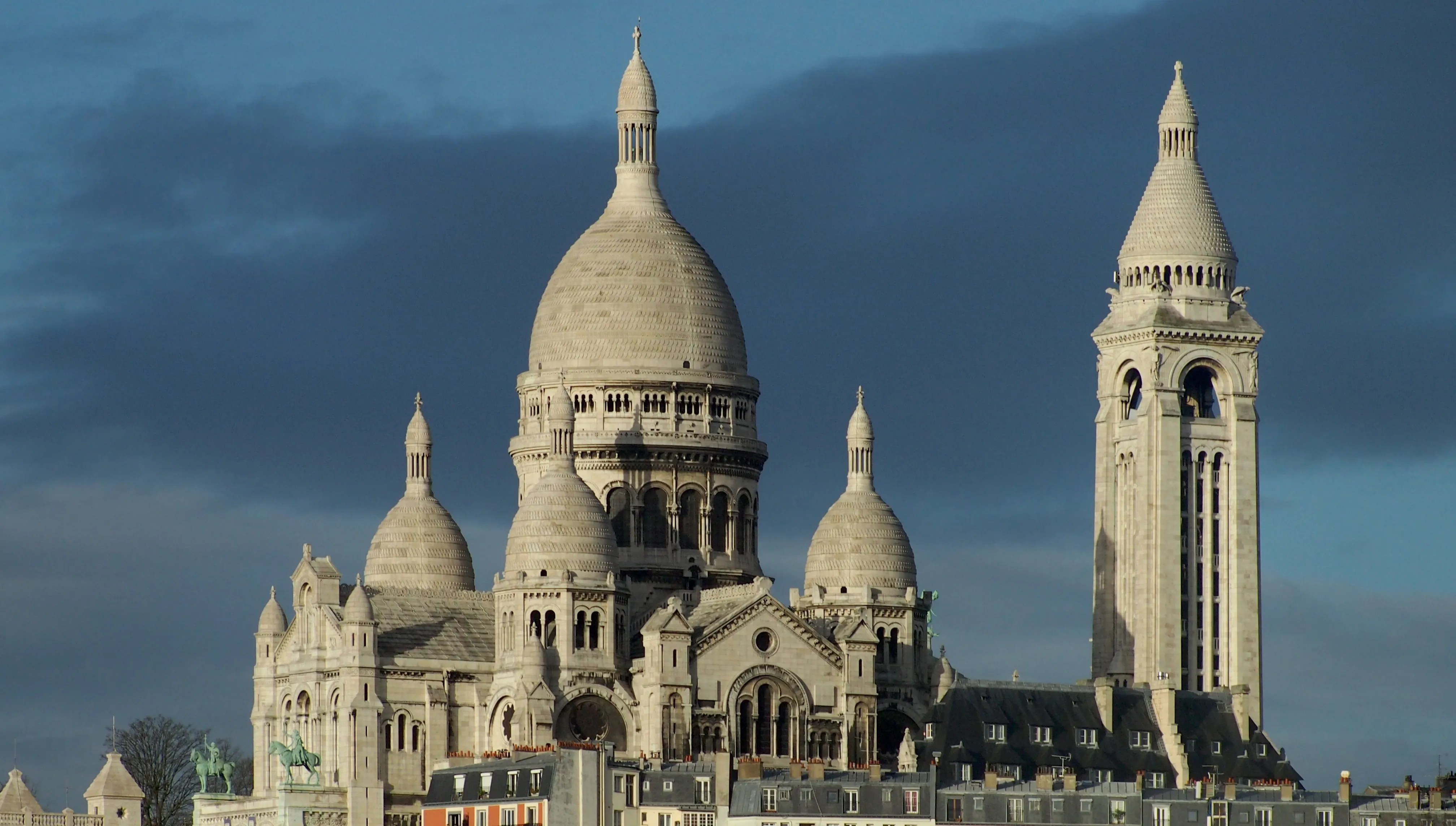 Bazylika Sacre Coeur będzie zabytkiem