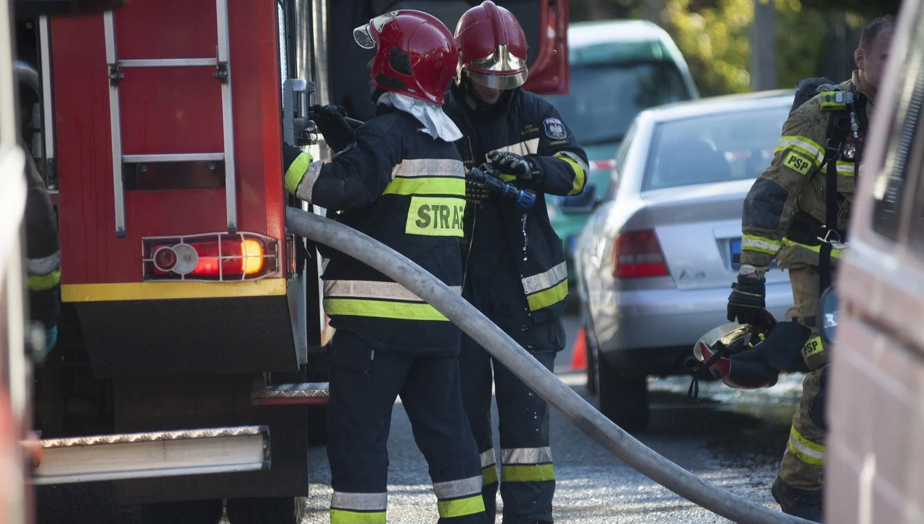 Warszawa: 20 aut spłonęło w garażu podziemnym na Górczewskiej