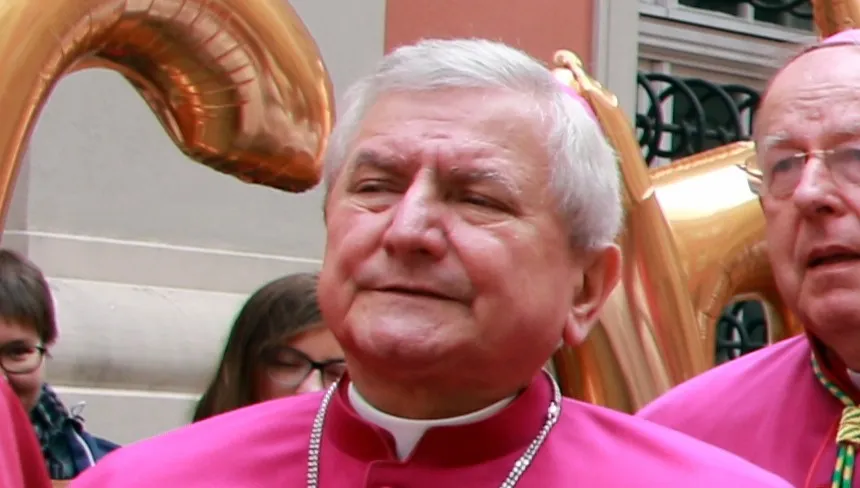 Bp Edward Janiak rezygnuje. Podjęto również decyzję o zamknięciu kaliskiego seminarium