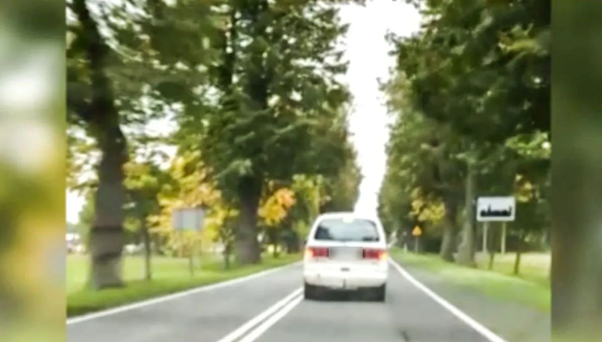 Narkotykowa ucieczka przed policją zakończona na płocie