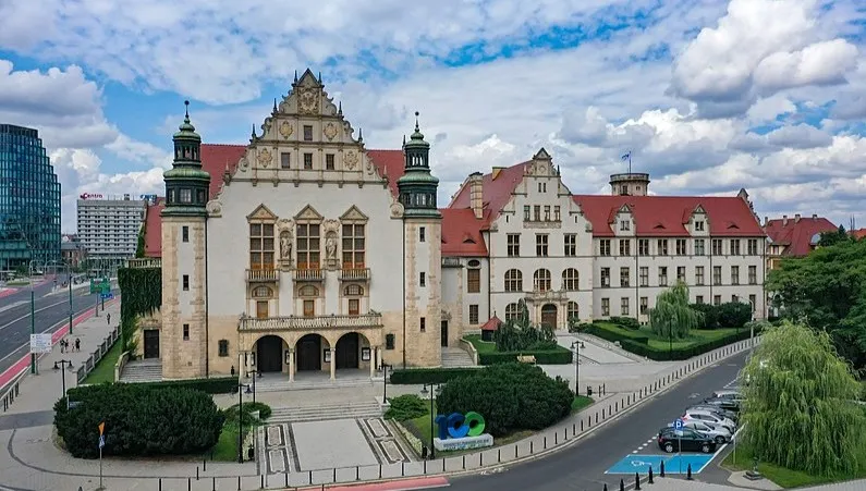 Uniwersytet w Poznaniu: do końca listopada tylko zdalnie