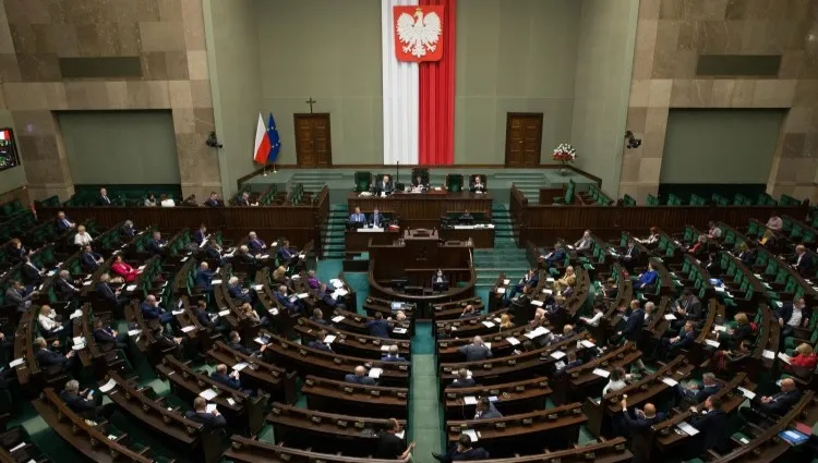Sejm: przerwa w obradach do czwartku
