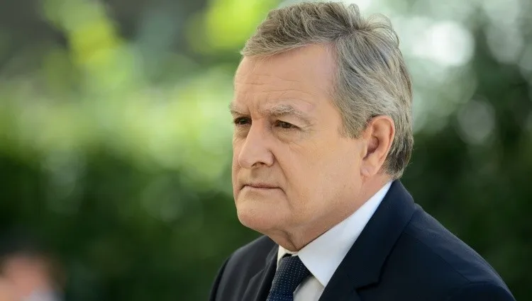 Gliński dołącza się do apelu premiera