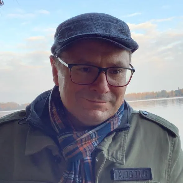 ,Tomasz P. Terlikowski,