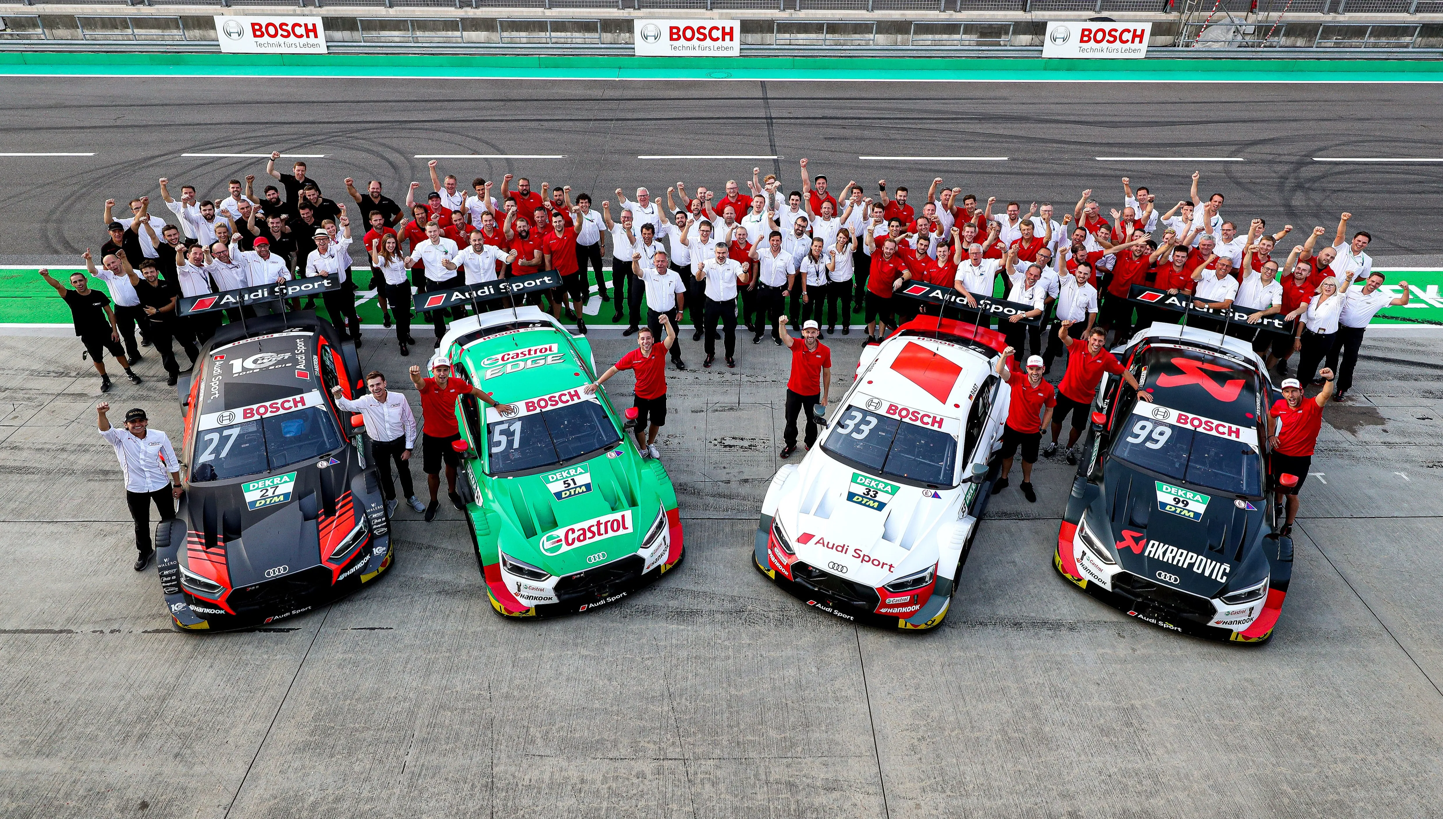 Pożegnanie z torem pod dwóch latach sukcesów 